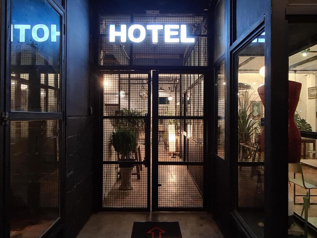 Hand Hotel Bang Saen Exterior photo