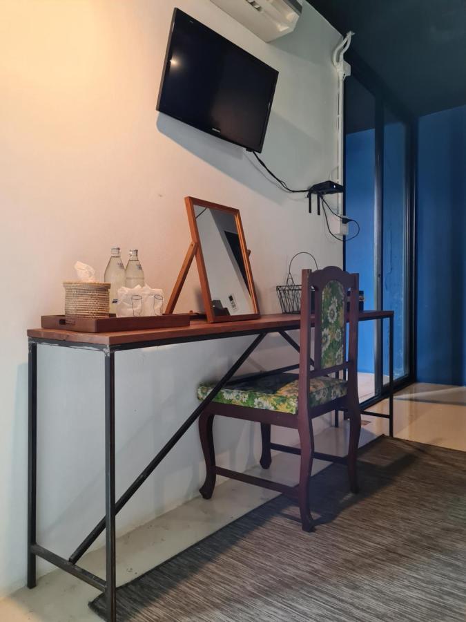 Hand Hotel Bang Saen Exterior photo