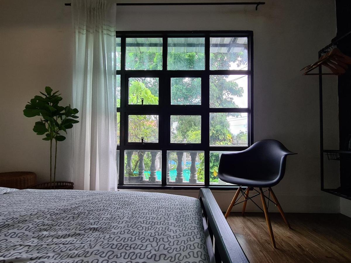 Hand Hotel Bang Saen Exterior photo